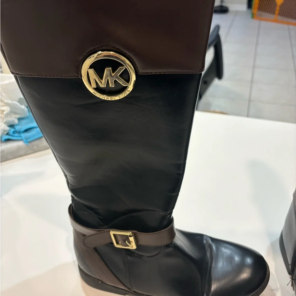 Michael kors boots , shoe size 4 - Picture 1 of 13
